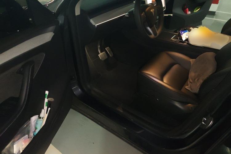 Used Tesla Model Y 2024 Rear-Wheel-Drive Version Driver Seat