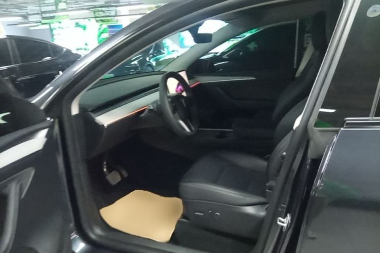 Used Tesla Model Y 2024 Rear-Wheel-Drive Version Driver Seat