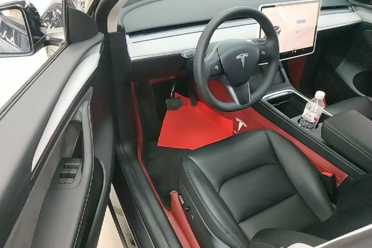 Used Tesla Model Y 2024 Rear-Wheel-Drive Version Driver Seat