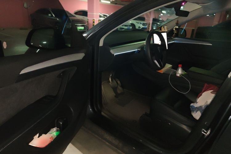 Used Tesla Model Y 2024 Rear-Wheel-Drive Version Driver Seat