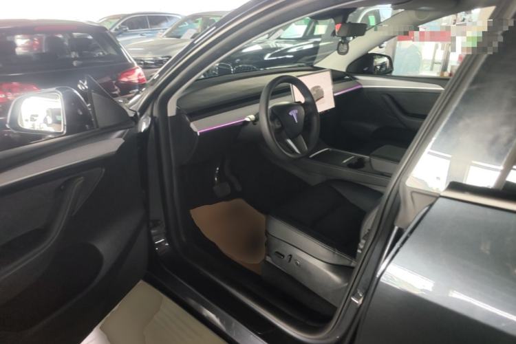 Used Tesla Model Y 2024 Rear-Wheel-Drive Version Driver Seat