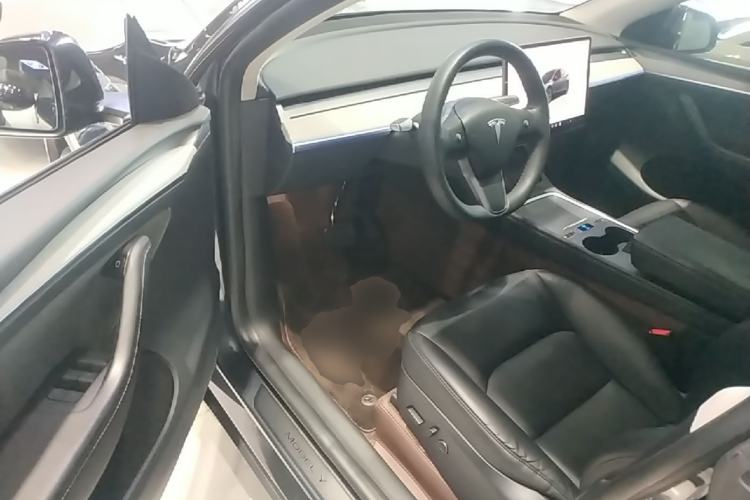 Used Tesla Model Y 2024 Rear-Wheel-Drive Version Driver Seat