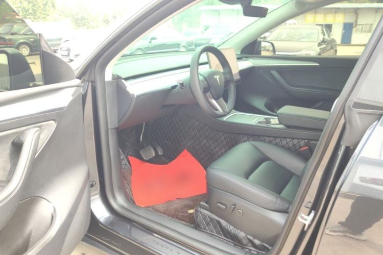 Used Tesla Model Y 2024 Rear-Wheel-Drive Version Driver Seat