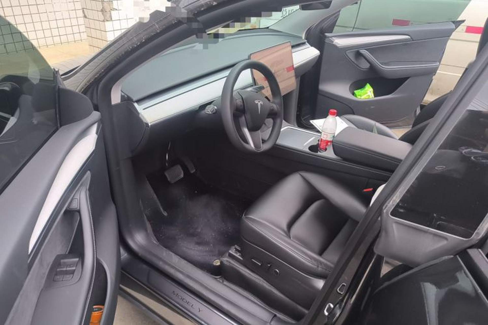 Used Tesla Model Y 2024 Rear-Wheel-Drive Version Driver Seat