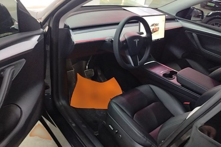 Used Tesla Model Y 2024 Long-Range All-Wheel-Drive Version Driver Seat
