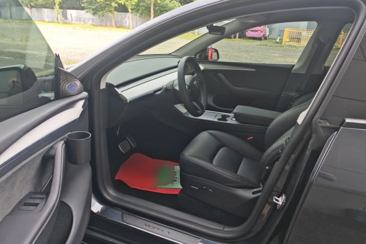 Used Tesla Model Y 2024 Rear-Wheel-Drive Version Driver Seat