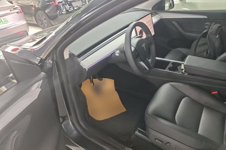 Used Tesla Model Y 2024 Rear-Wheel-Drive Version Driver Seat