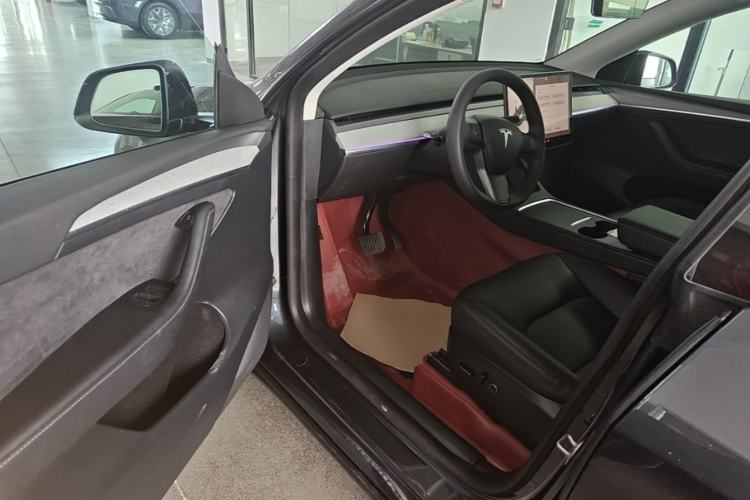 Used Tesla Model Y 2024 Rear-Wheel-Drive Version Driver Seat