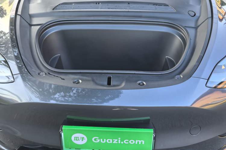 Used Tesla Model Y 2024 Rear-Wheel-Drive Version Engine Bay