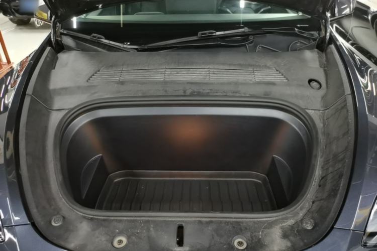 Used Tesla Model Y 2024 Rear-Wheel-Drive Version Engine Bay