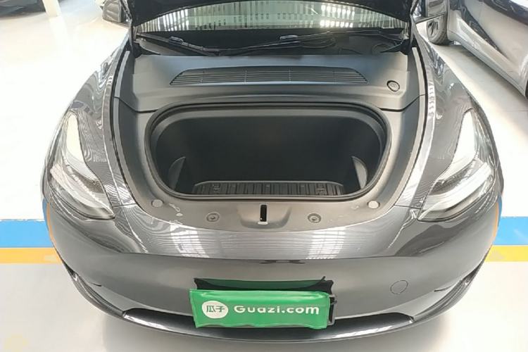 Used Tesla Model Y 2024 Rear-Wheel-Drive Version Engine Bay