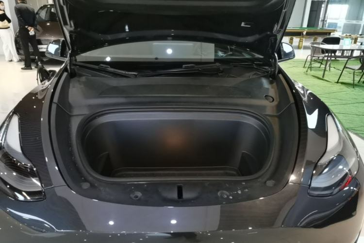 Used Tesla Model Y 2024 Rear-Wheel-Drive Version Engine Bay