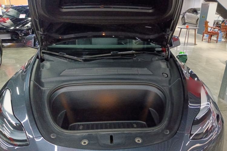 Used Tesla Model Y 2024 Rear-Wheel-Drive Version Engine Bay