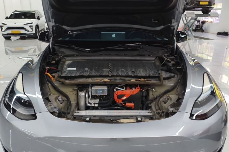 Used Tesla Model Y 2024 Rear-Wheel-Drive Version Engine Bay