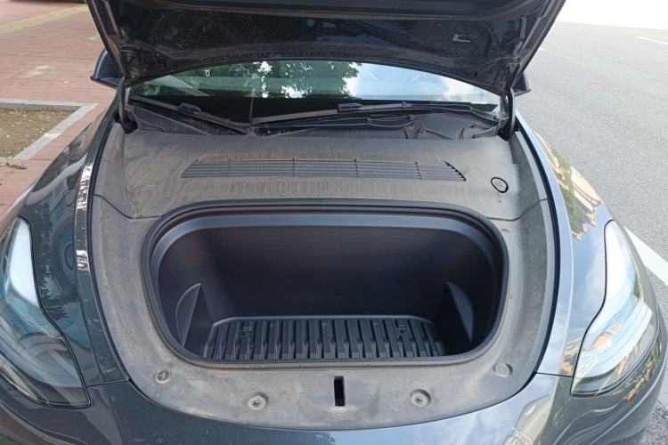 Used Tesla Model Y 2024 Rear-Wheel-Drive Version Engine Bay