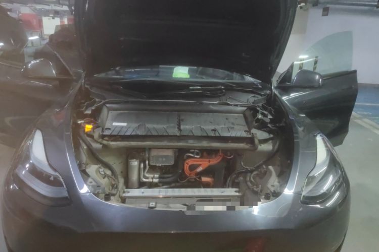 Used Tesla Model Y 2024 Rear-Wheel-Drive Version Engine Bay