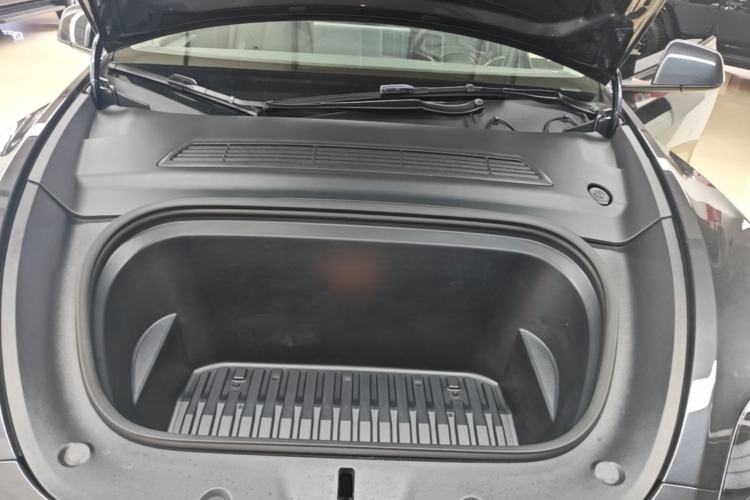Used Tesla Model Y 2024 Rear-Wheel-Drive Version Engine Bay