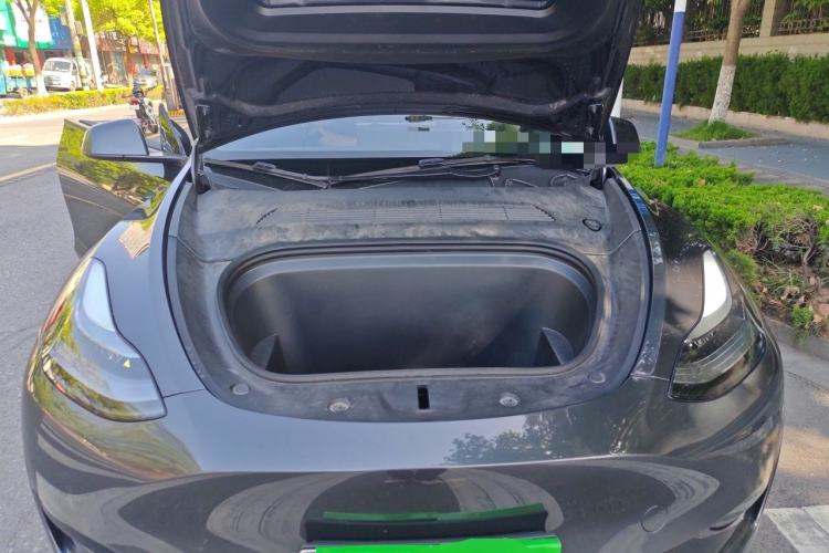 Used Tesla Model Y 2024 Rear-Wheel-Drive Version Engine Bay