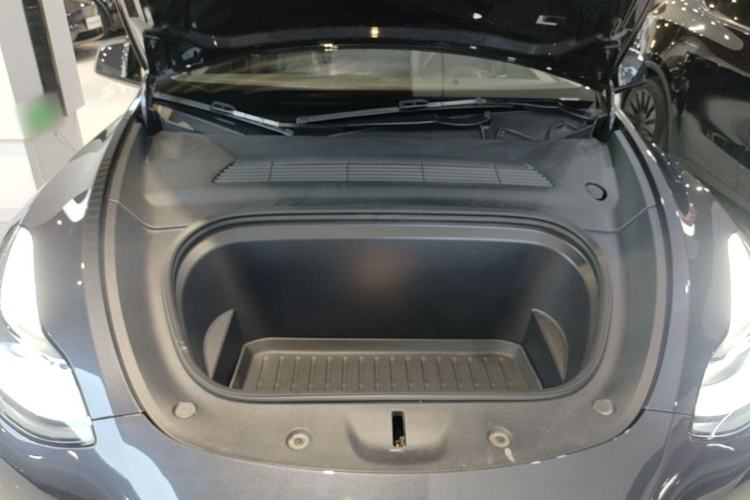 Used Tesla Model Y 2024 Rear-Wheel-Drive Version Engine Bay