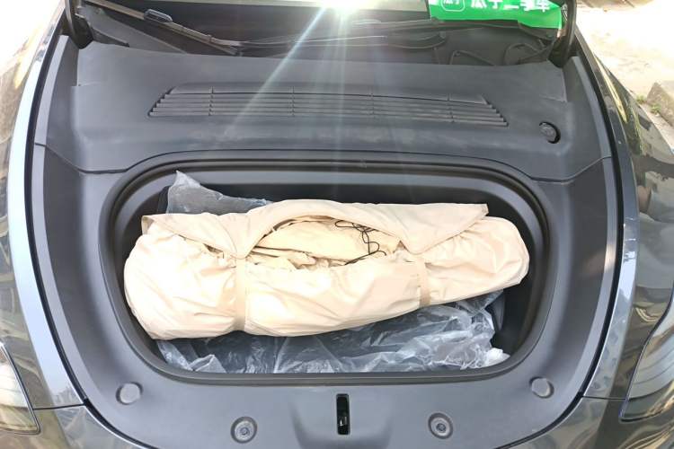 Used Tesla Model Y 2024 Rear-Wheel-Drive Version Engine Bay