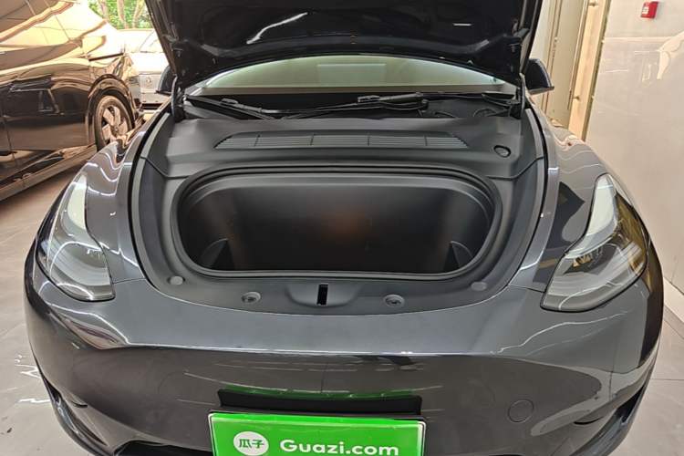 Used Tesla Model Y 2024 Rear-Wheel-Drive Version Engine Bay