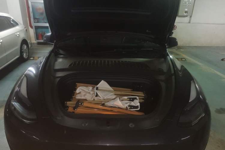 Used Tesla Model Y 2024 Rear-Wheel-Drive Version Engine Bay