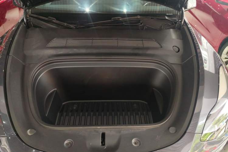 Used Tesla Model Y 2024 Long-Range All-Wheel-Drive Version Engine Bay
