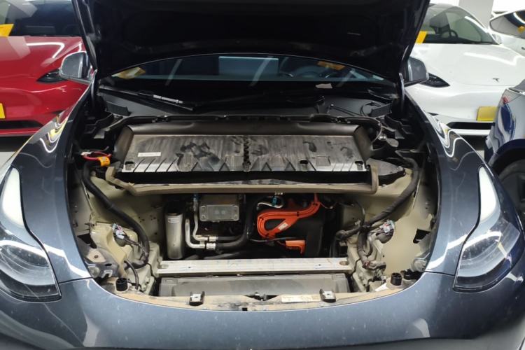Used Tesla Model Y 2024 Rear-Wheel-Drive Version Engine Bay