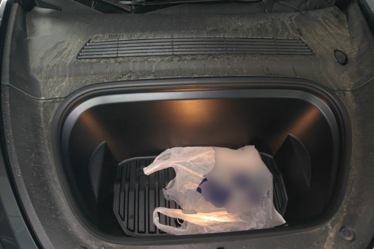 Used Tesla Model Y 2024 Rear-Wheel-Drive Version Engine Bay
