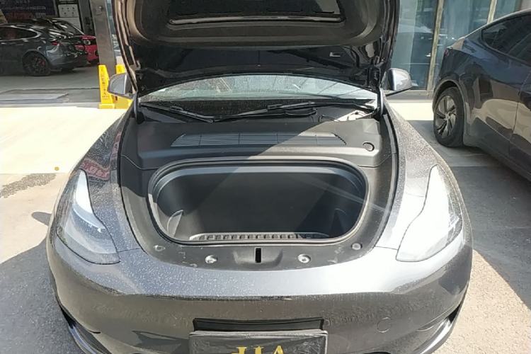 Used Tesla Model Y 2024 Rear-Wheel-Drive Version Engine Bay