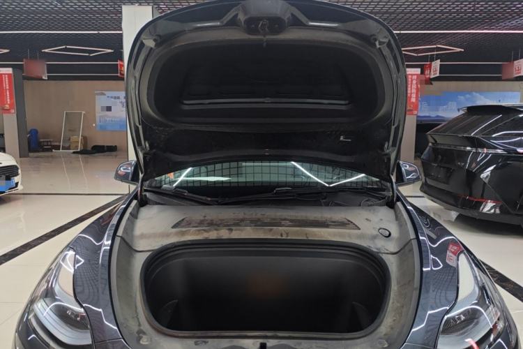 Used Tesla Model Y 2024 Rear-Wheel-Drive Version Engine Bay