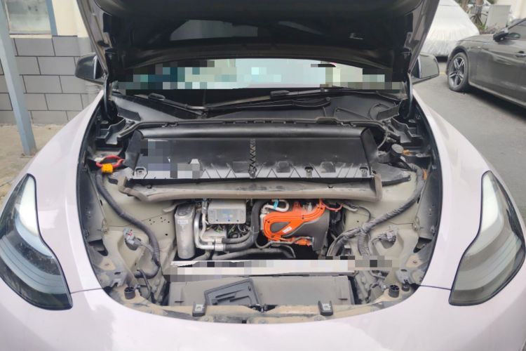 Used Tesla Model Y 2024 Rear-Wheel-Drive Version Engine Bay