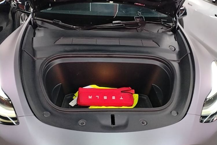 Used Tesla Model Y 2024 Rear-Wheel-Drive Version Engine Bay