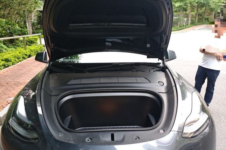 Used Tesla Model Y 2024 Rear-Wheel-Drive Version Engine Bay