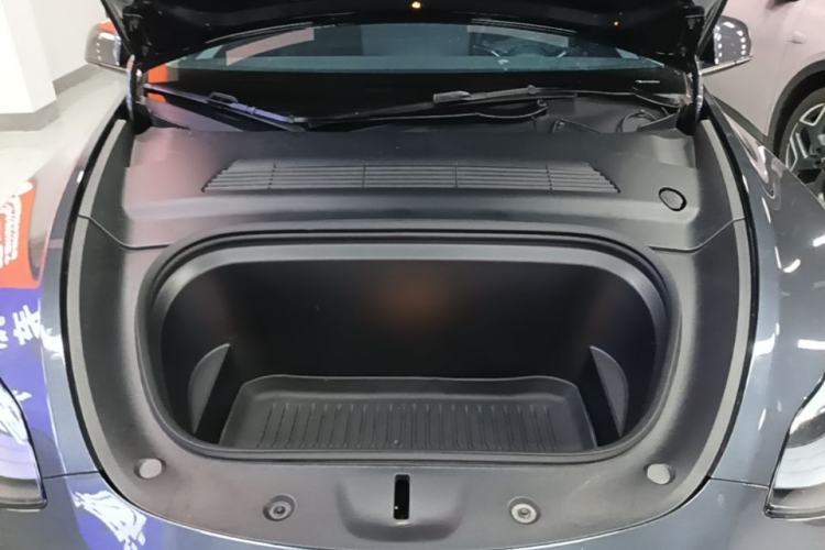 Used Tesla Model Y 2024 Rear-Wheel-Drive Version Engine Bay