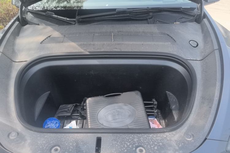 Used Tesla Model Y 2024 Rear-Wheel-Drive Version Engine Bay