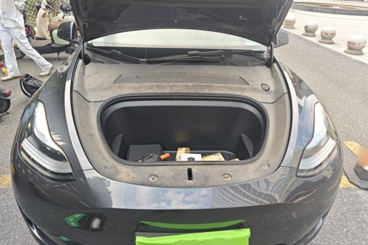 Used Tesla Model Y 2024 Rear-Wheel-Drive Version Engine Bay