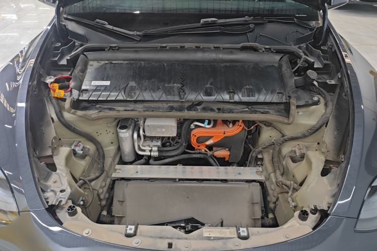 Used Tesla Model Y 2024 Rear-Wheel-Drive Version Engine Bay