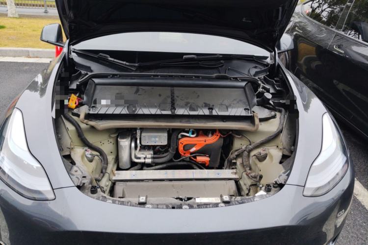 Used Tesla Model Y 2024 Rear-Wheel-Drive Version Engine Bay
