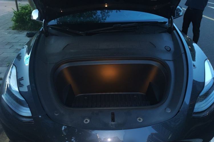 Used Tesla Model Y 2024 Rear-Wheel-Drive Version Engine Bay