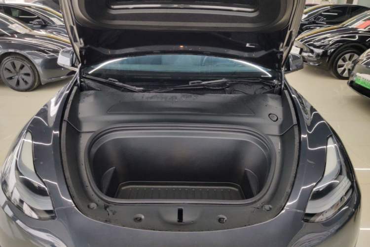 Used Tesla Model Y 2024 Rear-Wheel-Drive Version Engine Bay