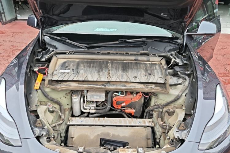 Used Tesla Model Y 2024 Rear-Wheel-Drive Version Engine Bay