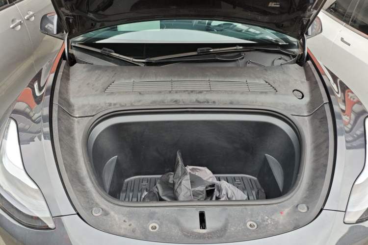 Used Tesla Model Y 2024 Long-Range All-Wheel-Drive Version Engine Bay