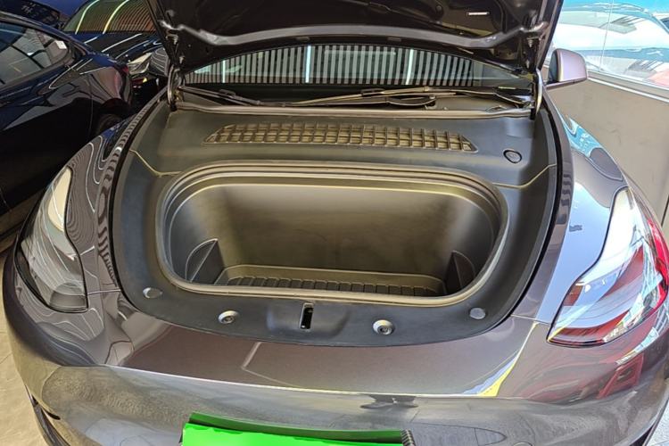 Used Tesla Model Y 2024 Rear-Wheel-Drive Version Engine Bay
