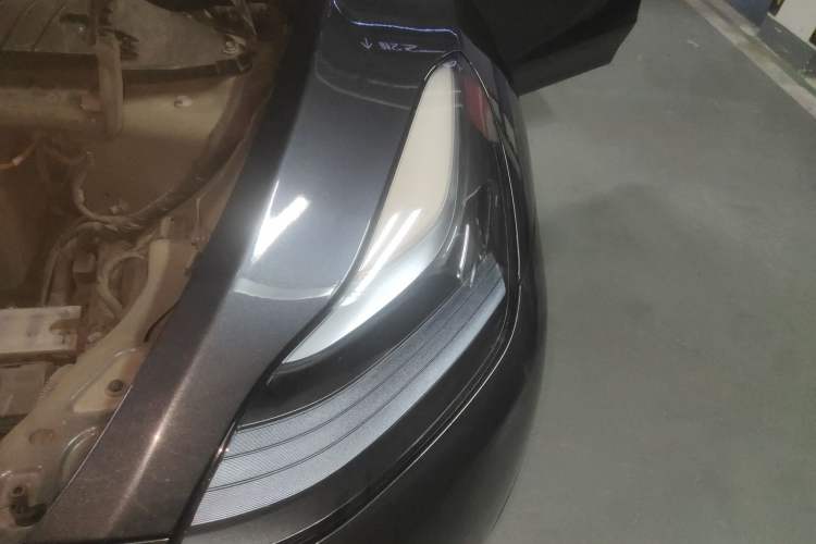 Used Tesla Model Y 2024 Rear-Wheel-Drive Version Engine Bay Left