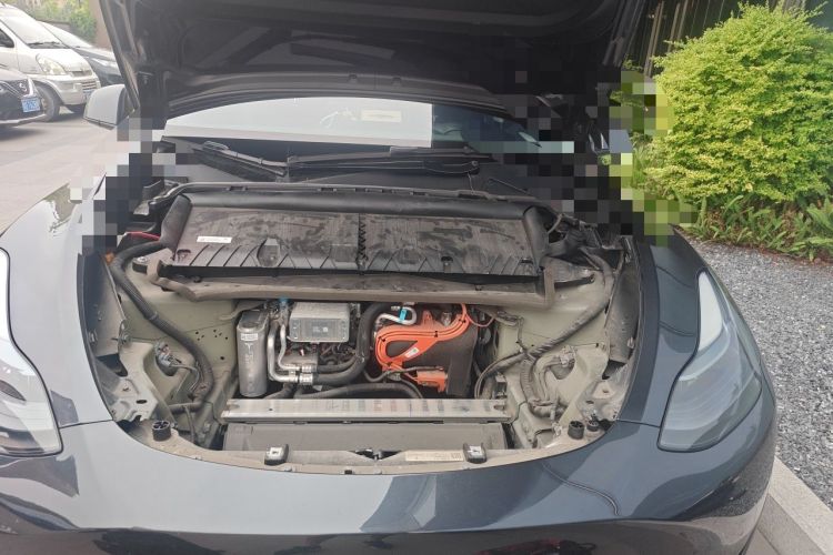 Used Tesla Model Y 2024 Rear-Wheel-Drive Version Engine Bay Left
