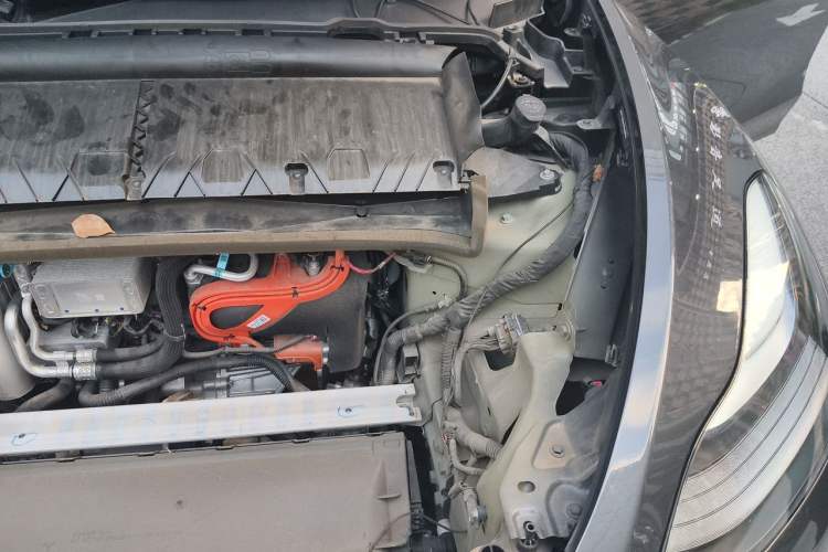 Used Tesla Model Y 2024 Long-Range All-Wheel-Drive Version Engine Bay Left