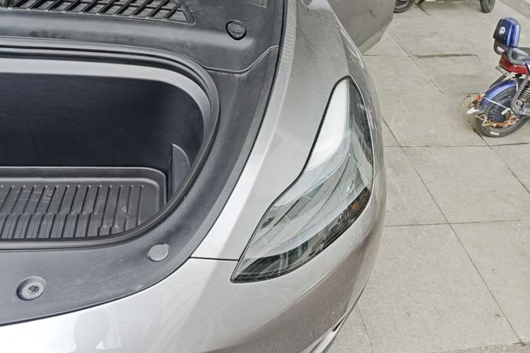 Used Tesla Model Y 2024 Long-Range All-Wheel-Drive Version Engine Bay Left