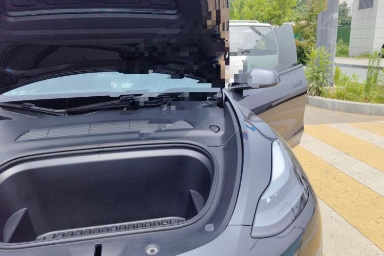 Used Tesla Model Y 2024 Rear-Wheel-Drive Version Engine Bay Left
