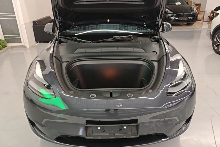 Used Tesla Model Y 2024 Rear-Wheel-Drive Version Engine Bay